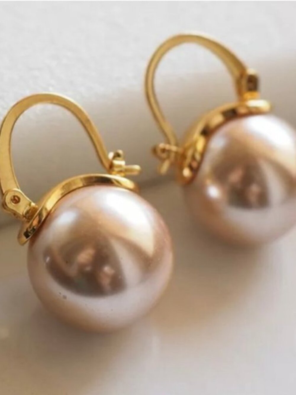 Kate Spade Gold Tone Pearl Drop Earrings Classic Elegant Leverback Earrings